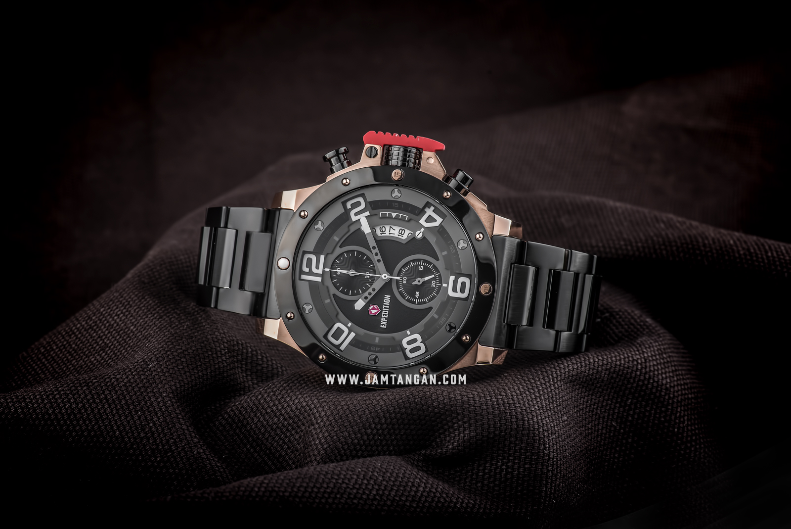 Expedition E 6750 MC BBRBA Chronograph Men Black Dial Black Stainless Steel Strap Machtwatch